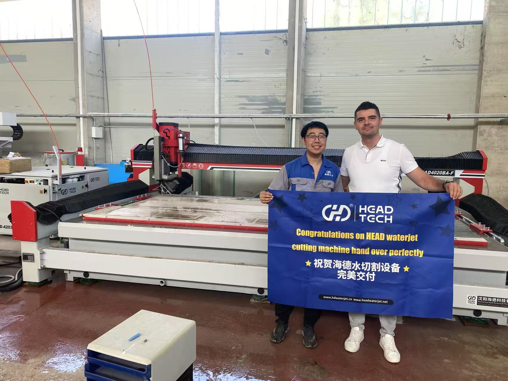 客户合照 (1) 客户合照 (1)