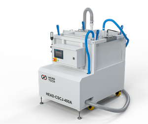 Пустой песок из машины с надписью водой 