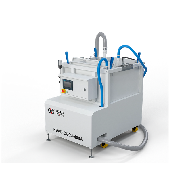 Пустой песок из машины с надписью водой 