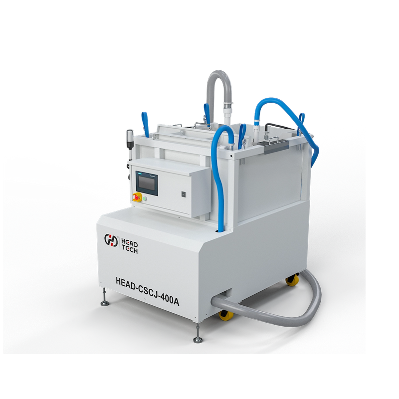 Пустой песок из машины с надписью водой 