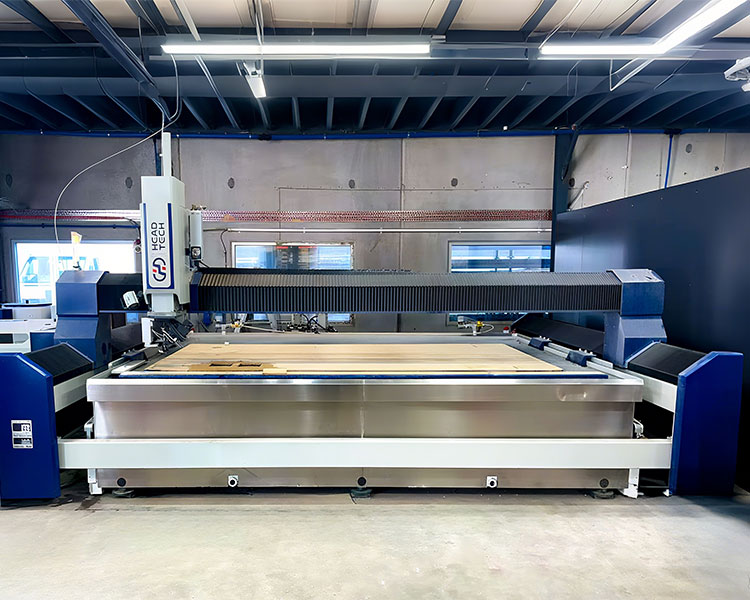 машина гидроабразивной резки