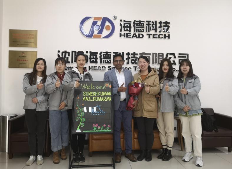 Клиенты из Дубая посетили компанию по производству оборудования для гидроабразивной резки HEAD